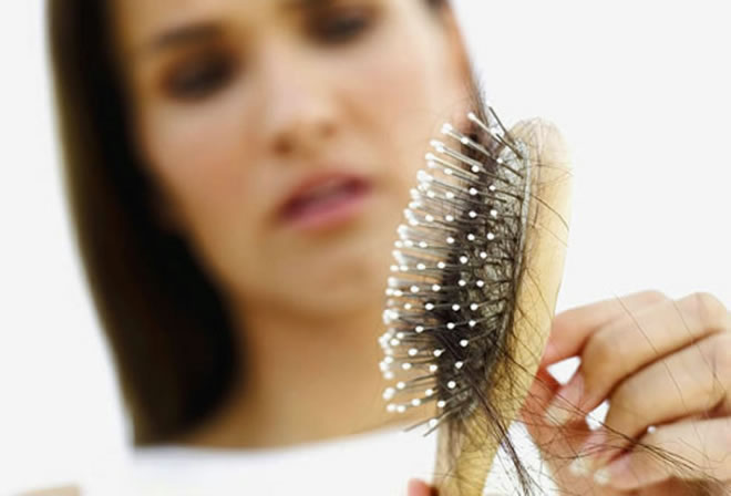 6 Nighttime Habits That Are Ruining Your Hair