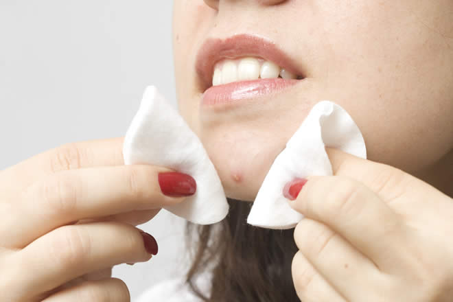 Here Is Why You Should Avoid Popping A Pimple