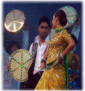 Abhi-Ash Performing at Unforgettable