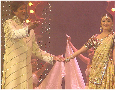 Amitabh - Aishwarya Performing at Unforgettable