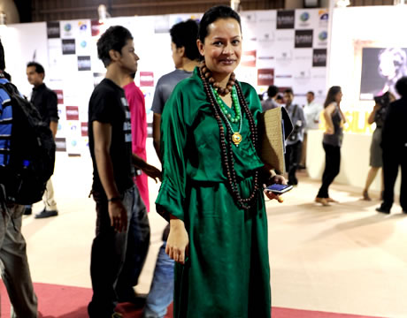 Andleeb Rana wearing Sania Maskatiya at PFDC Fashion Week 2012