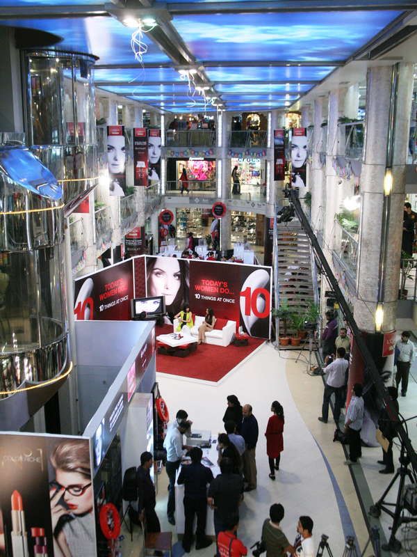 Launch of L'Oreal Paris Interactive Mall Animations