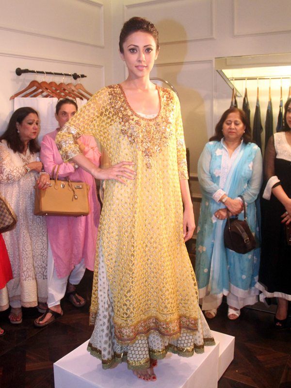 Annie Jaffri at Launch of Misha Lakhani Outlet