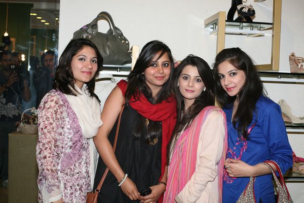 Launch of Insignia Shoe Store at PFDC Mall One