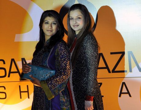 Outlet Launch by Samia & Azmay Shahzada