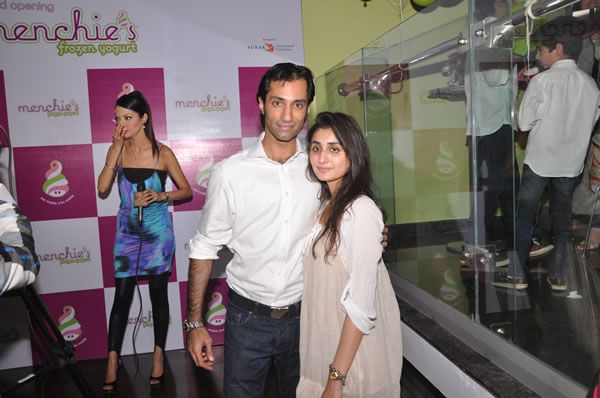 Menchies Frozen yogurt First Store in Lahore