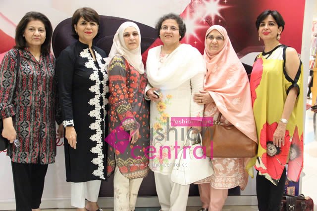 Fareeda Zuberi, Naila Bhimji, Julie Haji, Raheela Mankani, Shaela Thaver, Maliha Bhimji