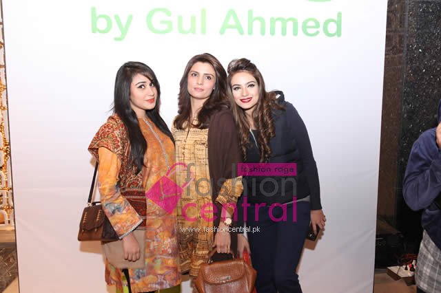 Gul Ahmed Outlet Launch Cool Pics