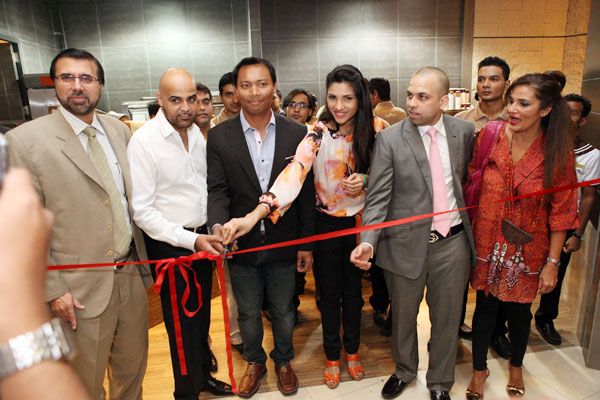 Launch of PappaRoti Flagship Cafe