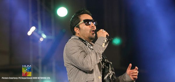 Mika Singh Live Concert 2013 in Karachi
