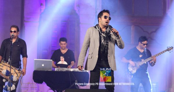 Mika Singh Concert 2013 in Karachi