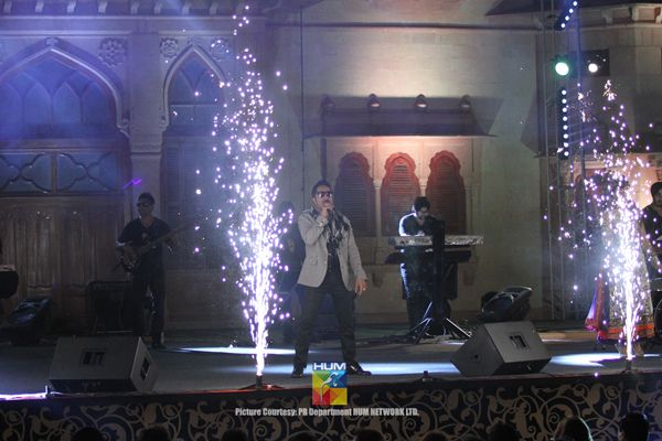 Mika Singh Performance in Karachi