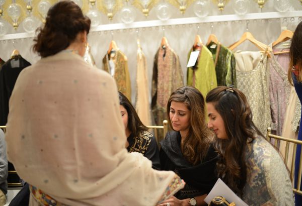 Nida Azwer's Embroidered Shawls Exhibition, Lahore