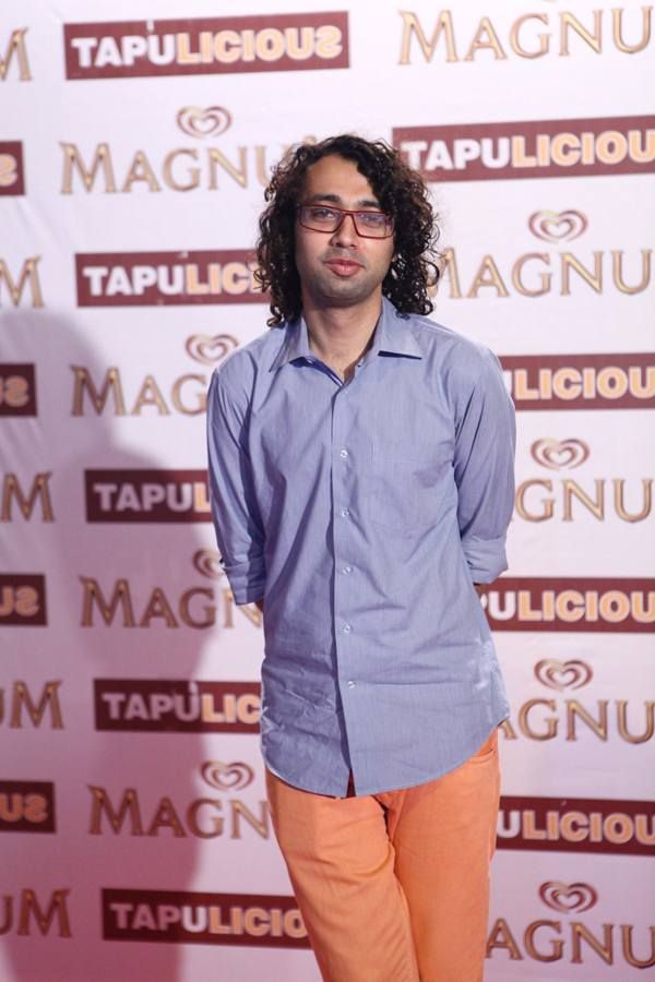 Launch of Tapulicious 2 Photographic Book by Tapu Javeri
