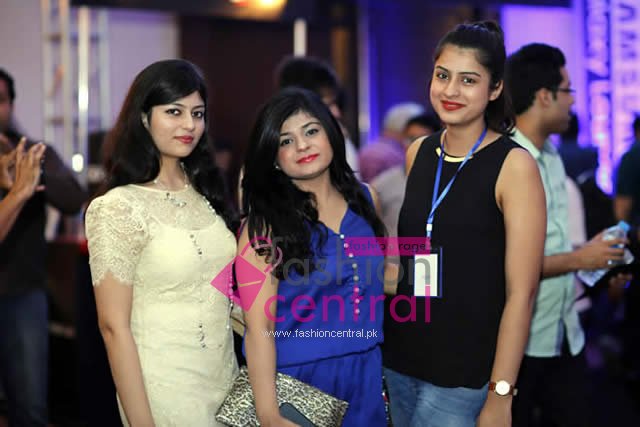 Red Carpet of PFDC LOreal Paris Bridal Week 2015 Lahore Event Photo Gallery