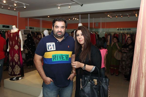 Shazia and Ayesha at Launch of Impressions by Urooj