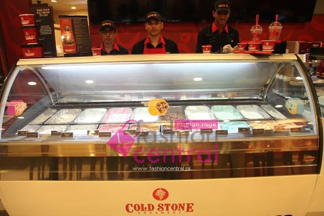 Cold Stone Creamery Cafes First Flagship Chain Launch