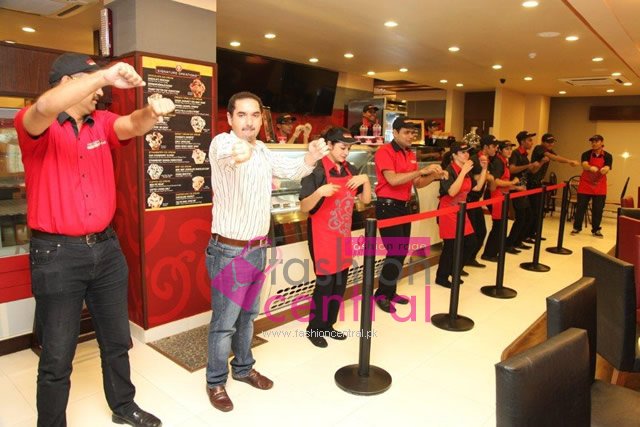 Cold Stone Creamery Cafes First Flagship Chain in Lahore