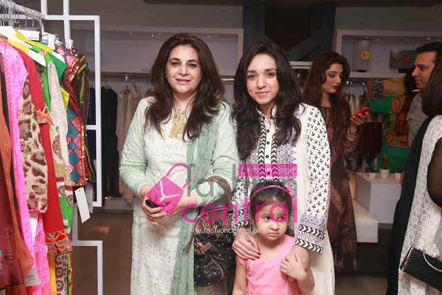 Tres Chic Opening Lahore