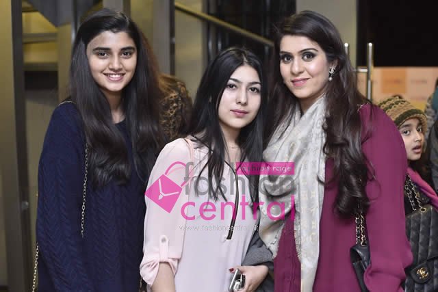 shades nail spa islamabad launch pics