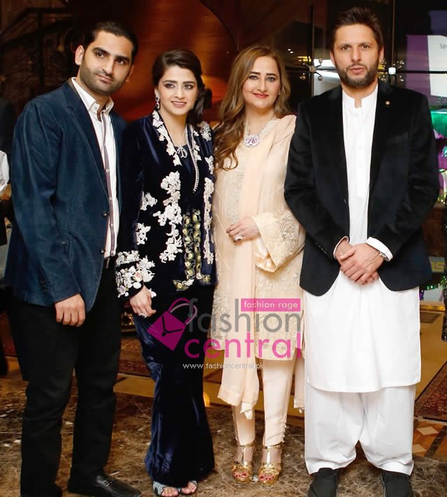 Mr. Saleem Karsaz, Mrs. Sahar, Mr. Shahid Afridi & Mrs. Memuna Nayyer