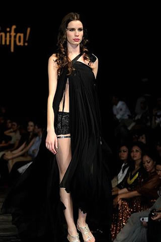 Asian Magic Gala By Deepak Perwani Pakistani Fashion Designer