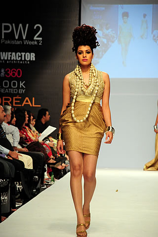 Aeisha Varsey at Fashion Pakistan Week 2010