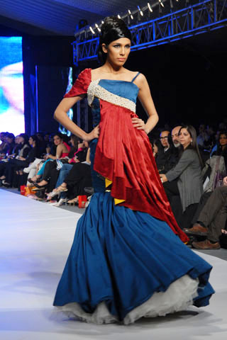 Fayeza Ansari showcased Asian Institute of Fashion Design