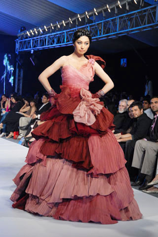 Rubya Chaudhry showcased Asian Institute of Fashion Design