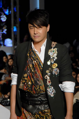 Latest 2011-12 Collection by Ali Xeeshan at PFDC Fashion Week Lahore