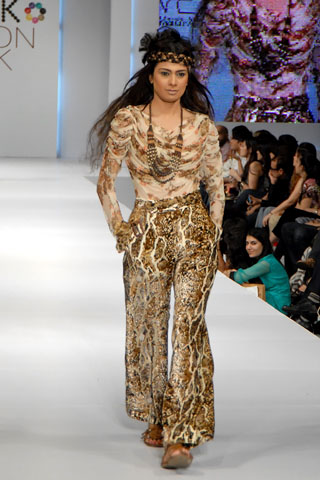 PFDC Sunsilk Fashion Week 2011 Lahore by Ammar Belal