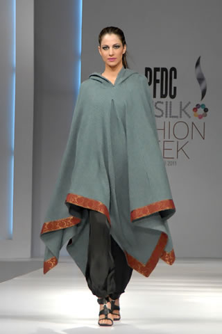 Famous Designer Yahsir Waheed at PFDC Sunsilk Fashion Week 2011 Lahore