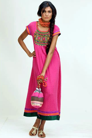 Latest Pakistani fashion by Fnk Asia