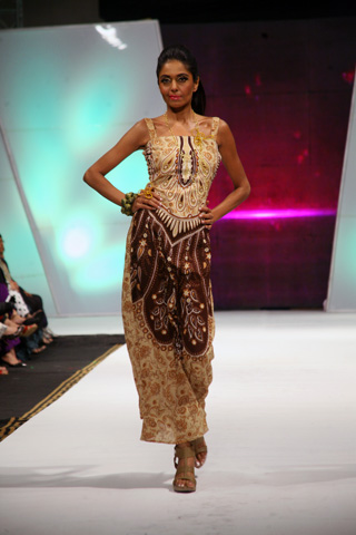 Latest Lawn Collection 2011 by Hira Lari