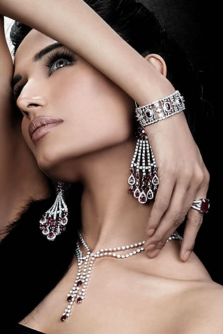 Mehreen Syed modeled for Bushra's Jewelry