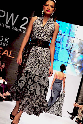 Kamair Rokni at Fashion Pakistan Week 2010