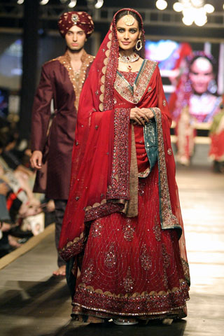 Lajwanti Collection at Bridal Couture Week 2010
