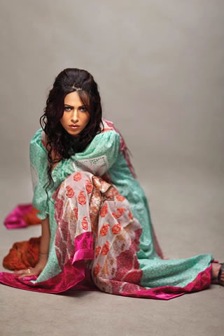 Ayyan Modeled for Lakhani 2010