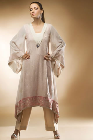 Latest Fashion by Threads and Motifs 2010