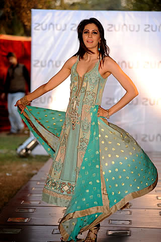 Latest Pakistani Fashion Trends