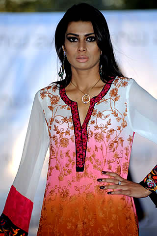 Latest Pakistani Fashion Trends