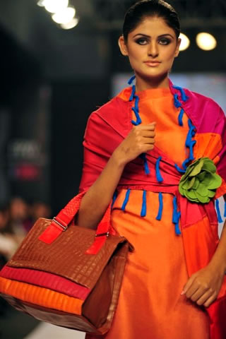 Mahin Hussain Accessories at Pakistan Fashion Week 1