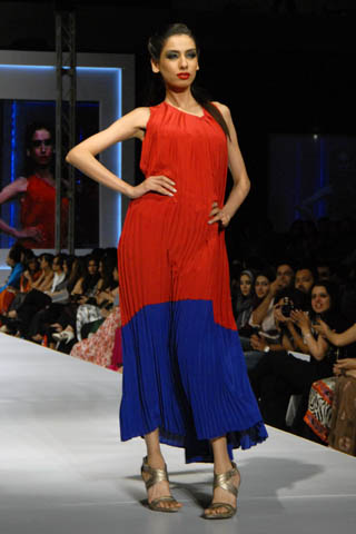 Museâ€™s Collection at PFDC Sunsilk Fashion Week 2011 Lahore