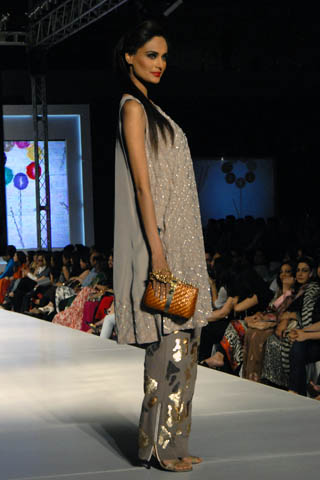 Museâ€™s Latest Collection at PFDC Sunsilk Fashion Week Lahore