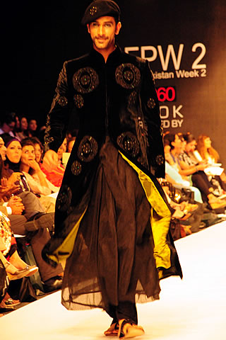 Naushemian at Karachi Fashion Week 2010