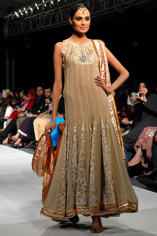 Nayna's collection at PFDC Sunsilk Fashion Week 2010