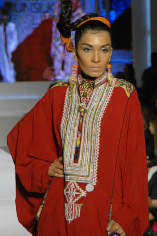 Latest Pakistani Fashion 2011