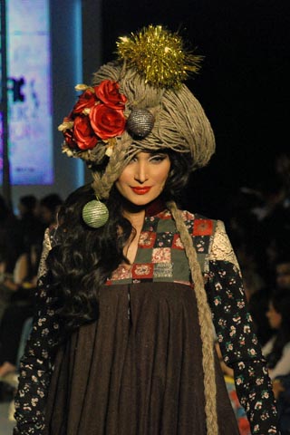 Akif Mahmood Latest Collection at PFDC Fashion Week 2011 Lahore