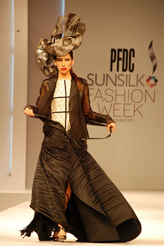 Fahad Hussayn's Collection at PFDC Sunsilk Fashion Week Lahore 2011