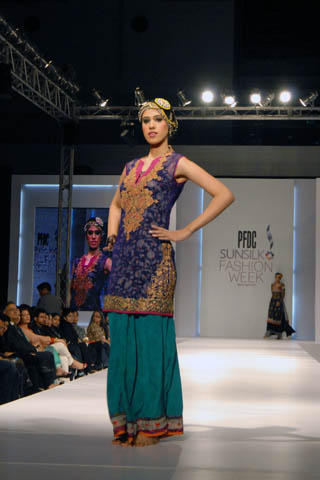 Nickie Ninaâ€™s Collection at PFDC Sunsilk Fashion Week 2011 Lahore